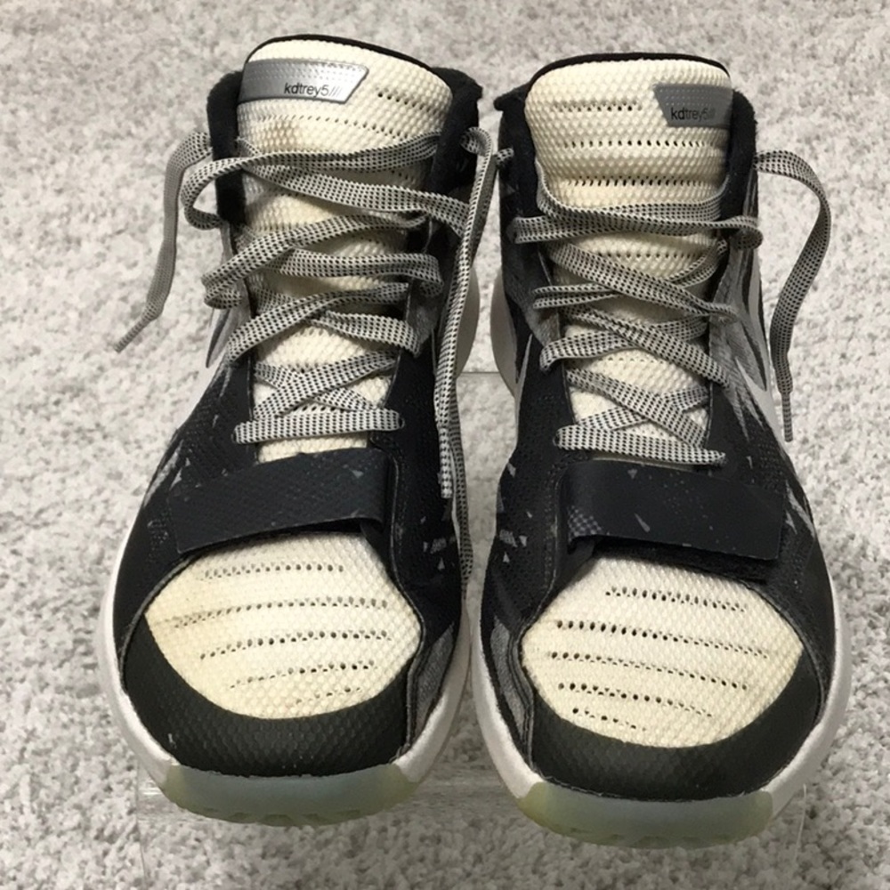 Nike KD Trey5 III Basketball shoes